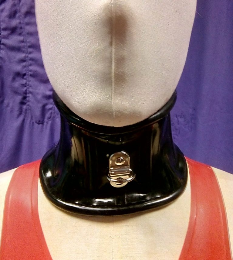 Neck corset: Triple L